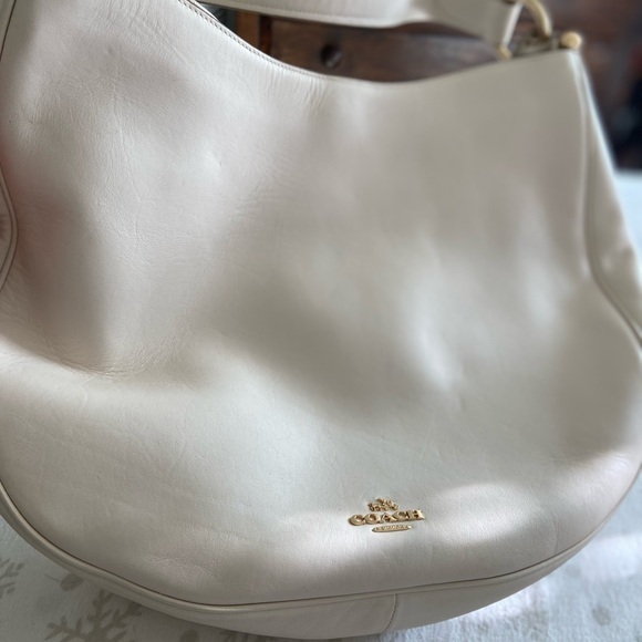 Coach Off-White Leather Hobo Bag